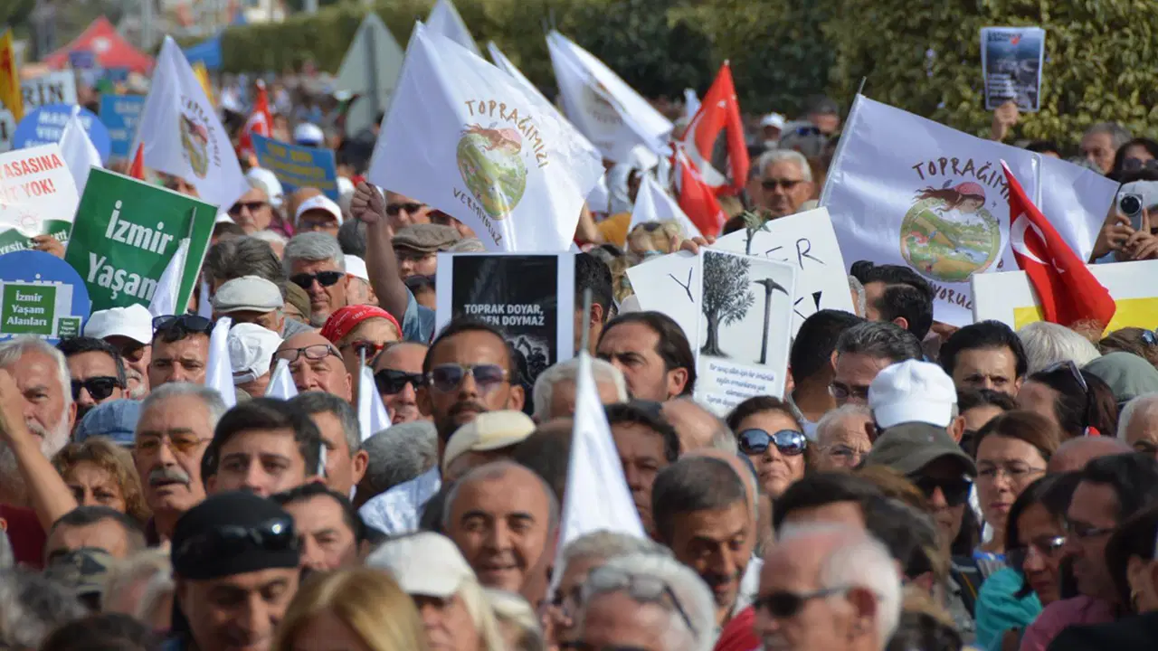 Zeytinlik talanına karşı Muğla’da büyük miting: ‘Toprağımızı vermiyoruz’ – Son Dakika Siyaset Haberleri