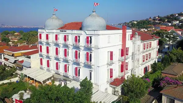 Adalar Belediyesi’nden ‘Splendid Palas Otel’ açıklaması – Son Dakika Siyaset Haberleri