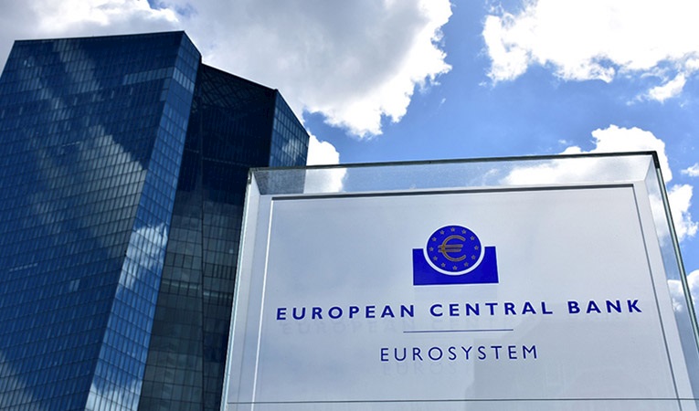 Ticaret gerilimleri Euro Bölgesi’nde harcamaları etkiliyor Ticaret gerilimleri Euro Bölgesi’nde harcamaları etkiliyor