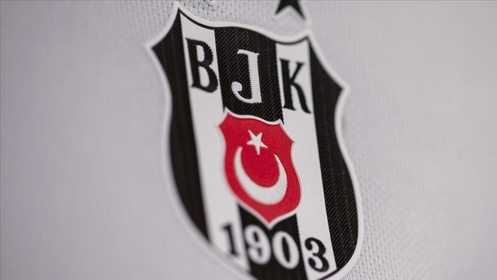 Beşiktaş yeni transferini resmen duyurdu Beşiktaş yeni transferini resmen duyurdu