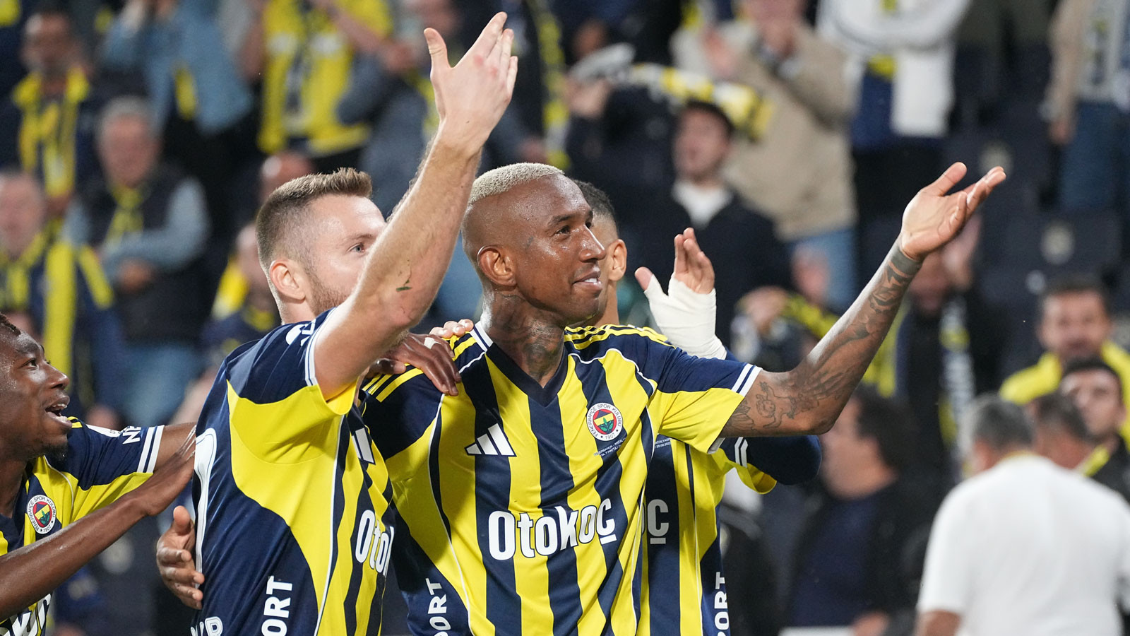 Fenerbahçe galibiyet hasretine son verdi Fenerbahçe galibiyet hasretine son verdi
