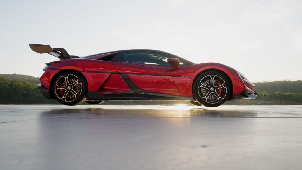 YANGWANG U8 ve U9 Teknoloji Şovu Bayilere Taşınıyor! YANGWANG U8 ve U9 Teknoloji Şovu Bayilere Taşınıyor!