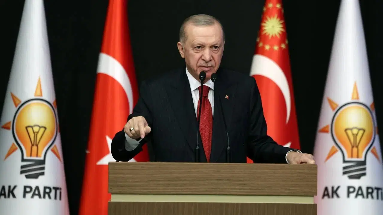AKP’li Tayyar partisinin planını açıkladı: 2026’da referandum, 2027’de seçim hazırlığı! – Son Dakika Siyaset Haberleri