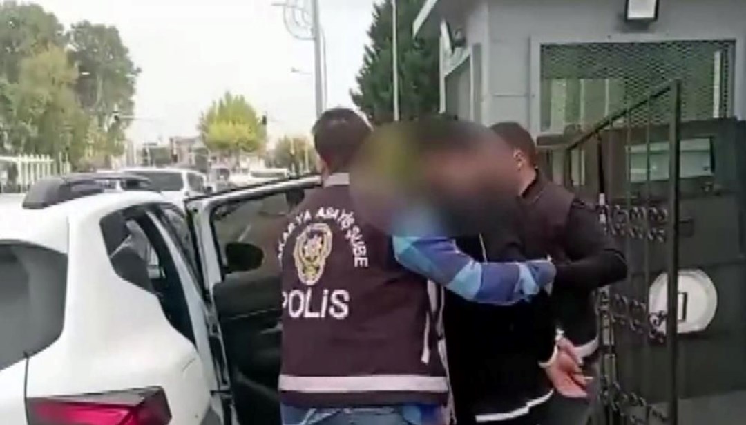 Sakarya’da polis-savcı yalanıyla 2 milyonluk vurgun Sakarya’da polis-savcı yalanıyla 2 milyonluk vurgun