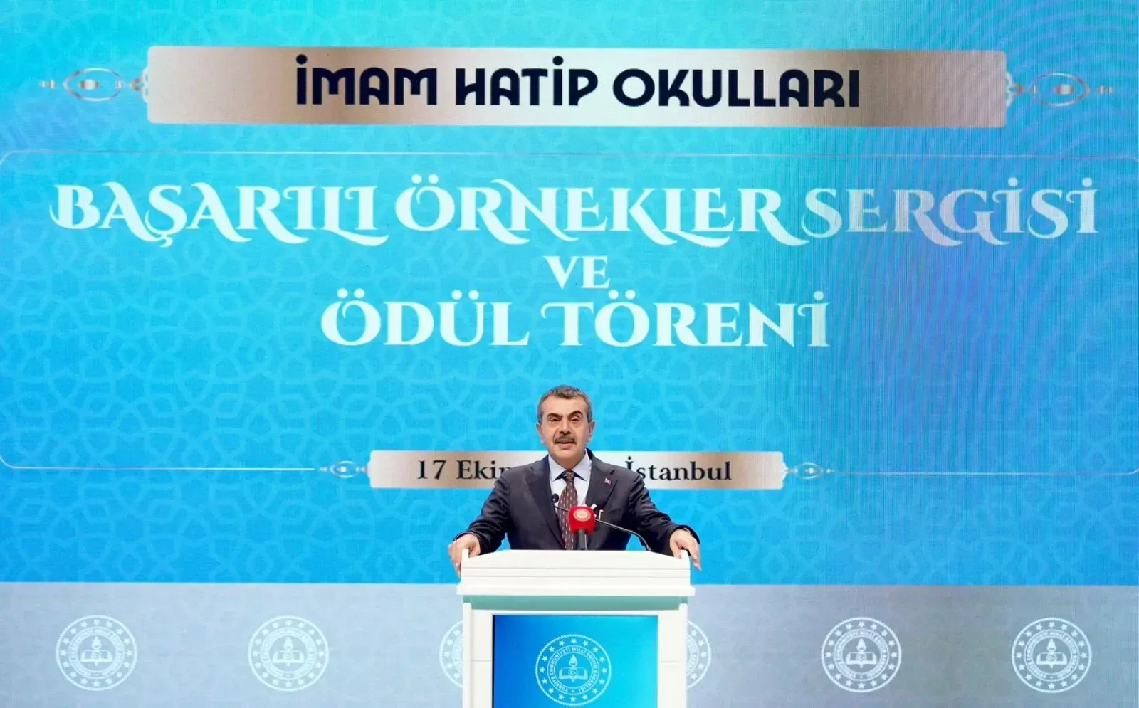 Yusuf Tekin: İmam Hatip Okullarının Köküne Kibrit Suyu Dökülmeye Çalışıldı