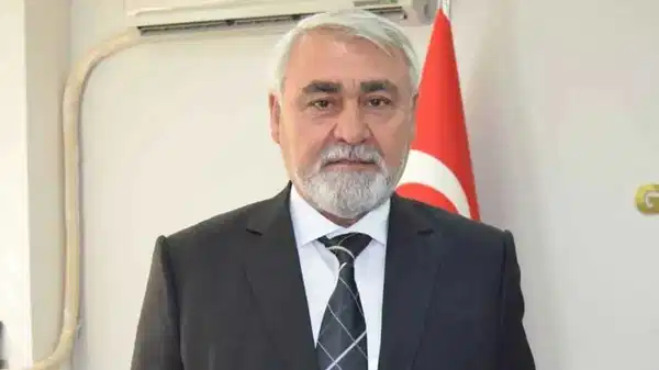 CHP Şehitkamil’de ‘güven tazeledi’: İlçe başkanı yeniden Hurşit Yıldırım seçildi – Son Dakika Siyaset Haberleri