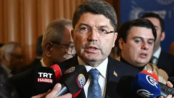 Bakan Tunç, yargıdaki yeni düzenlemeleri duyurdu: Duruşmalar en fazla 2 ay ertelenebilecek, temyiz ve istinaf süreci en geç 6 ayda bitecek! – Son Dakika Siyaset Haberleri Bakan Tunç, yargıdaki yeni düzenlemeleri duyurdu: Duruşmalar en fazla 2 ay ertelenebilecek, temyiz ve istinaf süreci en geç 6 ayda bitecek! – Son Dakika Siyaset Haberleri