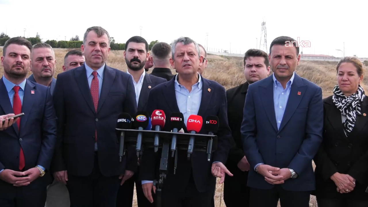Son Dakika… Özgür Özel, Meclis açılışının ardından ilk kez konuştu: ‘Erdoğan’ı dinleyecek halimiz yoktu’ – Son Dakika Siyaset Haberleri
