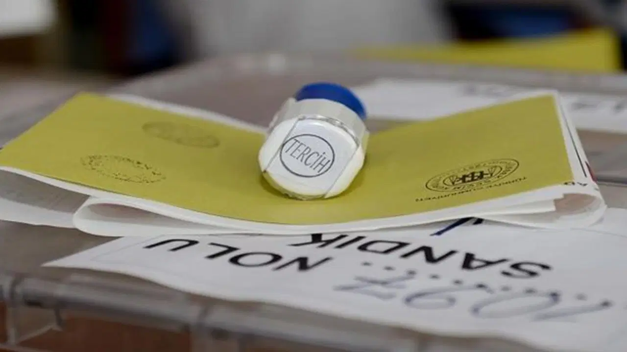 Çarpıcı seçim anketi sonucu… CHP birinci, DEM Parti MHP’yi geçti! – Son Dakika Siyaset Haberleri Çarpıcı seçim anketi sonucu… CHP birinci, DEM Parti MHP’yi geçti! – Son Dakika Siyaset Haberleri