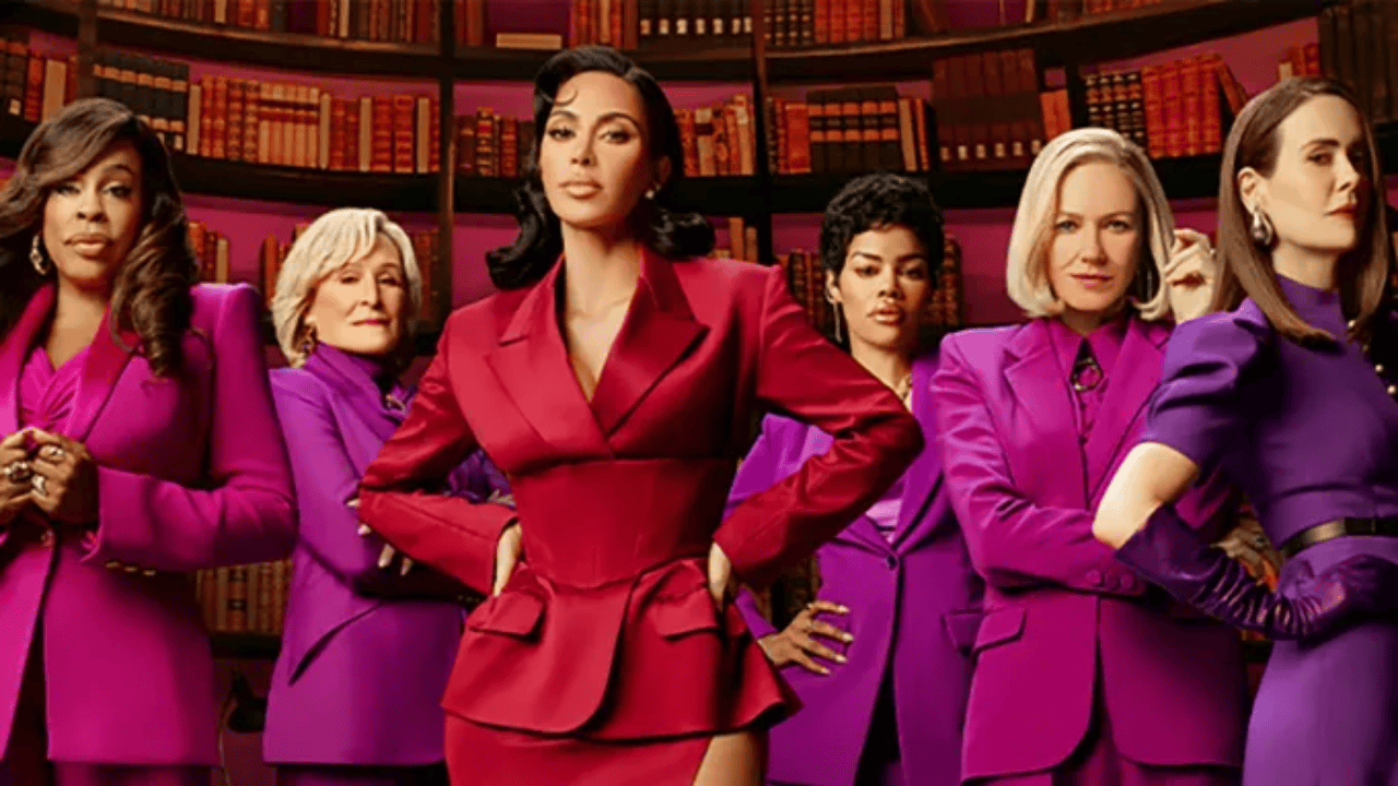 Ryan Murphy’nin Yeni Dizisi “All’s Fair”den Fragman ve Afiş Yayınlandı Ryan Murphy’nin Yeni Dizisi “All’s Fair”den Fragman ve Afiş Yayınlandı