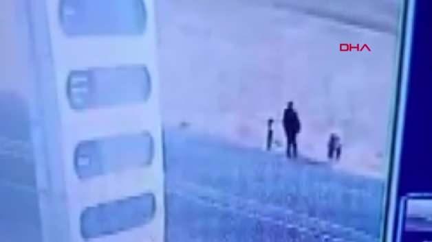 Ağrı’da yola çıkan çocukları kurtarmak isteyen genç canından oldu Ağrı’da yola çıkan çocukları kurtarmak isteyen genç canından oldu