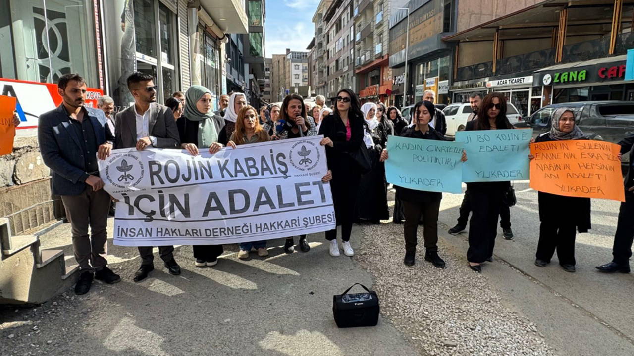Hakkari’de Rojin Kabaiş için basın açıklaması – Son Dakika Siyaset Haberleri Hakkari’de Rojin Kabaiş için basın açıklaması – Son Dakika Siyaset Haberleri