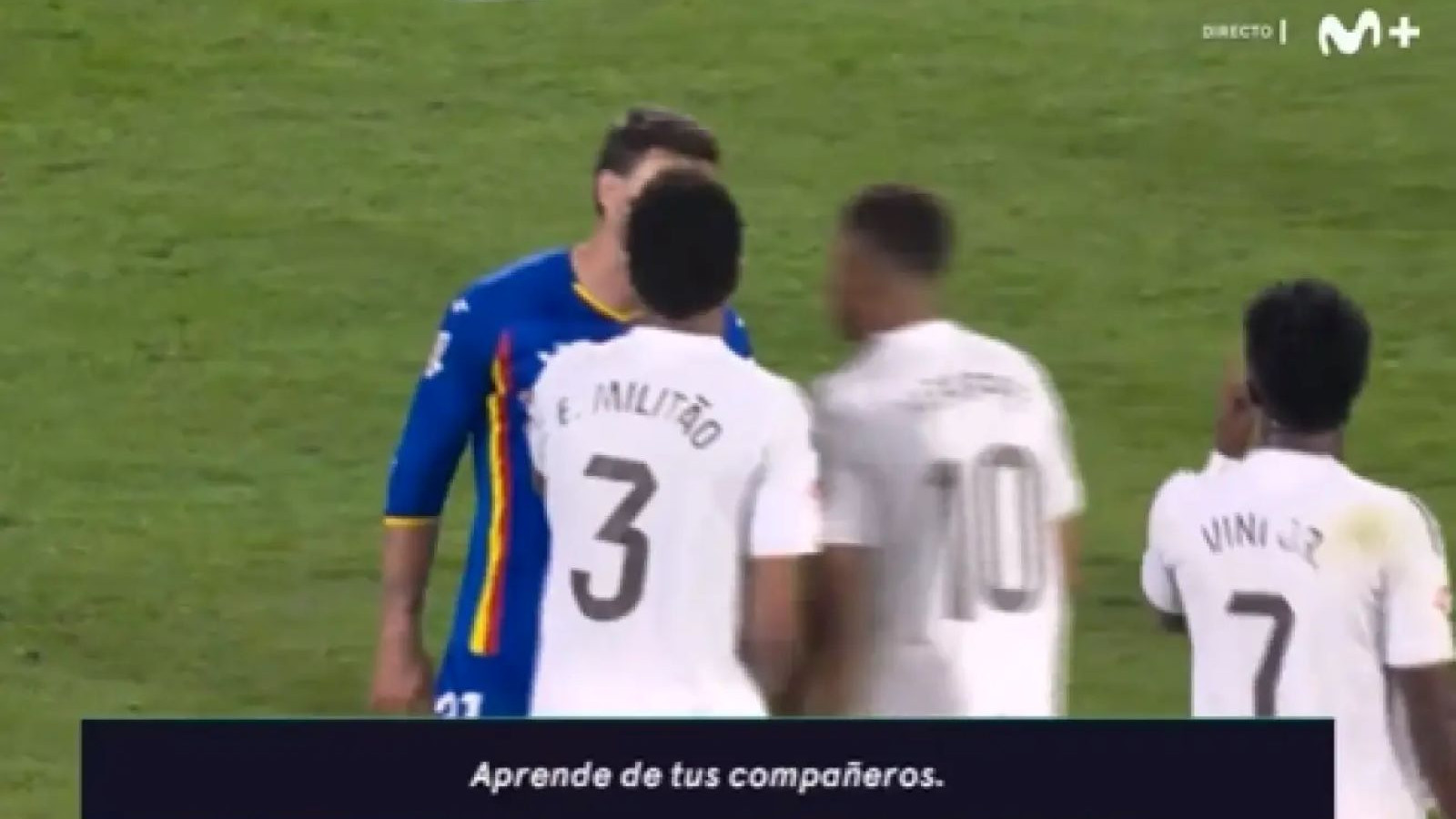 “İşte bu yüzden herkes senden nefret ediyor” “İşte bu yüzden herkes senden nefret ediyor”