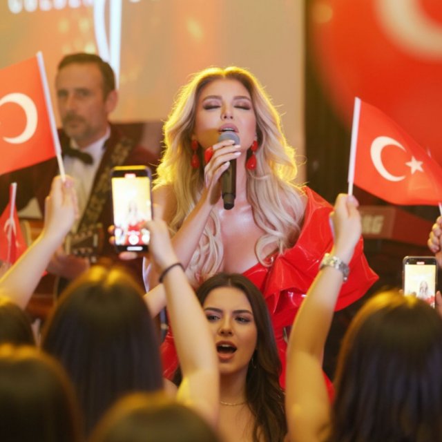 Gülben Ergen Amerika turnesine Dallas’tan başladı! Gülben Ergen Amerika turnesine Dallas’tan başladı!