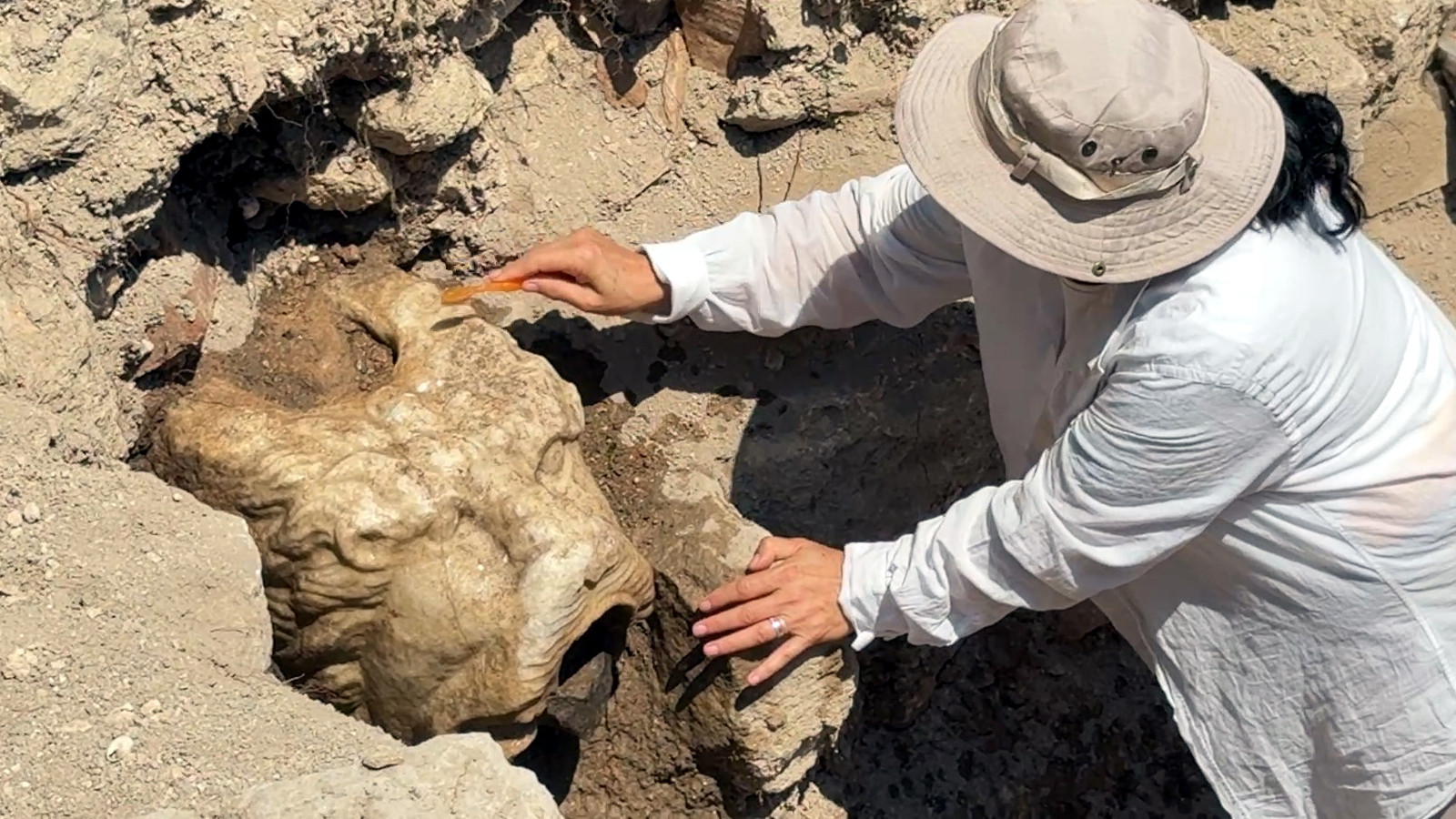 Heyecanlandıran keşif… Küçükçekmece Gölü kıyısında ortaya çıkarıldı Heyecanlandıran keşif… Küçükçekmece Gölü kıyısında ortaya çıkarıldı