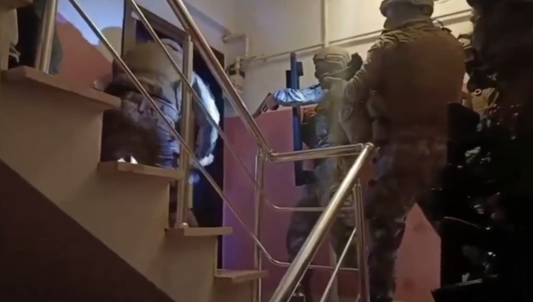 9 ilde organize suç örgütü operasyonu: 42 şüpheli yakalandı 9 ilde organize suç örgütü operasyonu: 42 şüpheli yakalandı