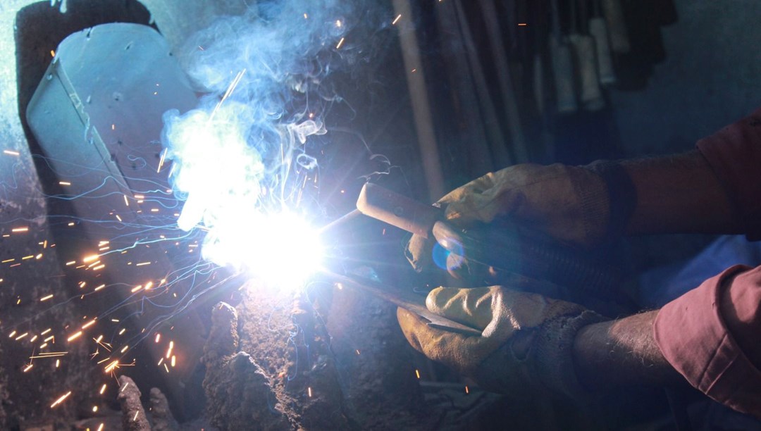 Dededen babaya, babadan oğula kaldı: 30 yıldır bu mesleği sürdürüyor Dededen babaya, babadan oğula kaldı: 30 yıldır bu mesleği sürdürüyor