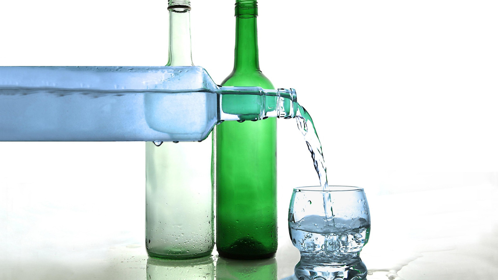 Mikrop saçan termos ve su şişelerini dezenfekte etmenin 5 yolu Mikrop saçan termos ve su şişelerini dezenfekte etmenin 5 yolu