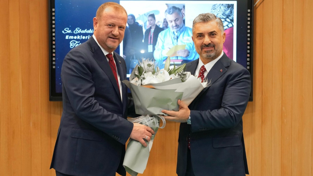 RTÜK’te devir teslim: Ebubekir Şahin, koltuğu Mehmet Daniş’e devretti RTÜK’te devir teslim: Ebubekir Şahin, koltuğu Mehmet Daniş’e devretti