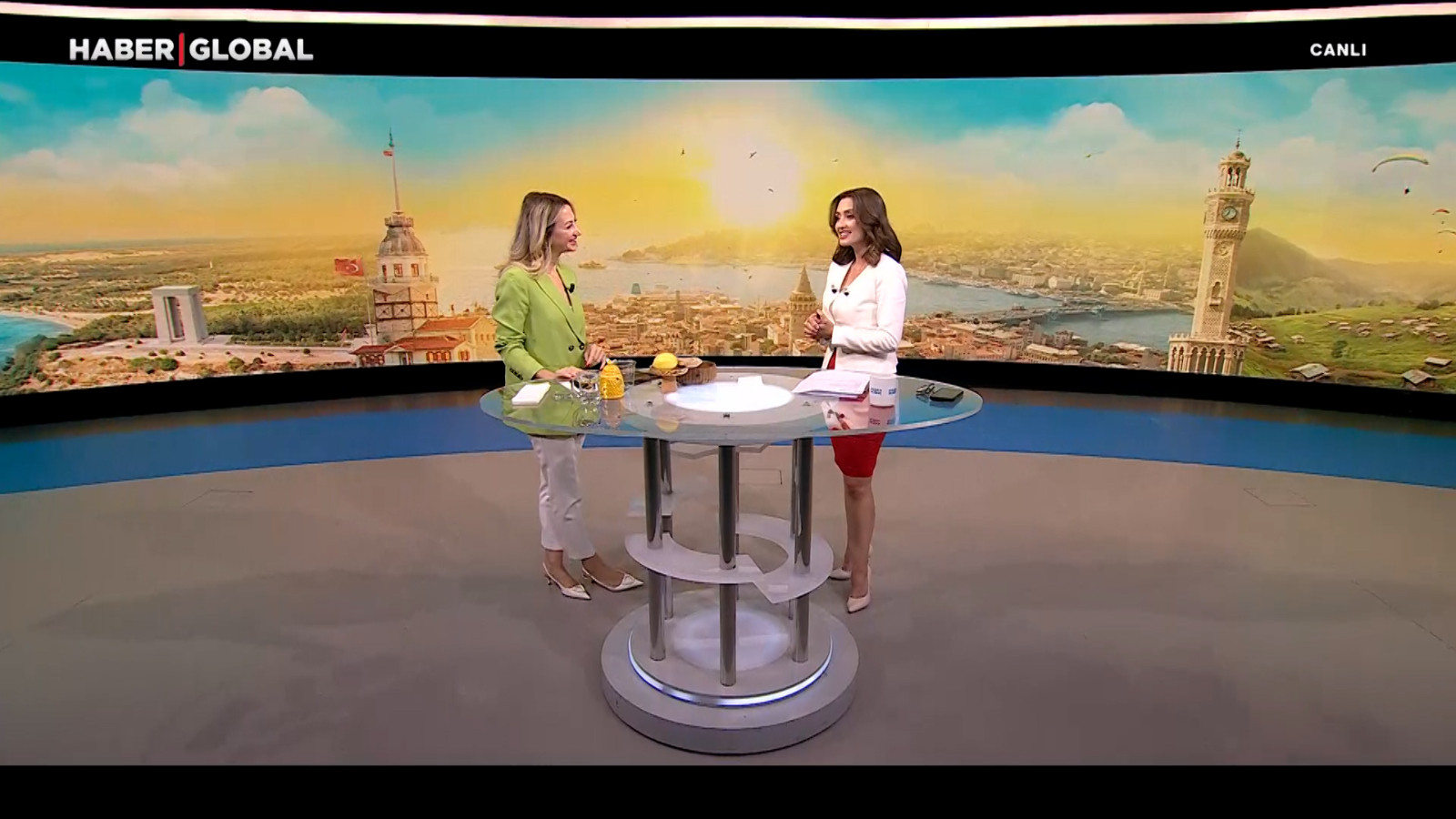 Soğuk günlerin sıcak iksirleri: Kışa dirençli girmek isteyenlere uzmanından öneriler Soğuk günlerin sıcak iksirleri: Kışa dirençli girmek isteyenlere uzmanından öneriler