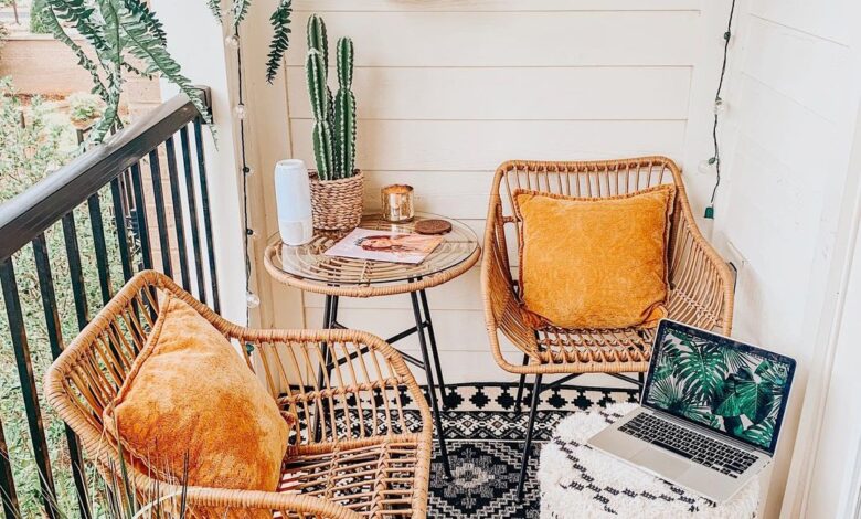 Dar Balkonlar İçin Pratik Dekorasyon Önerileri Dar Balkonlar İçin Pratik Dekorasyon Önerileri