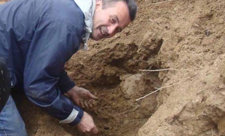 Doğal Taş İşlemeciliğiyle 40 Yıldır Uğraşıyor Doğal Taş İşlemeciliğiyle 40 Yıldır Uğraşıyor