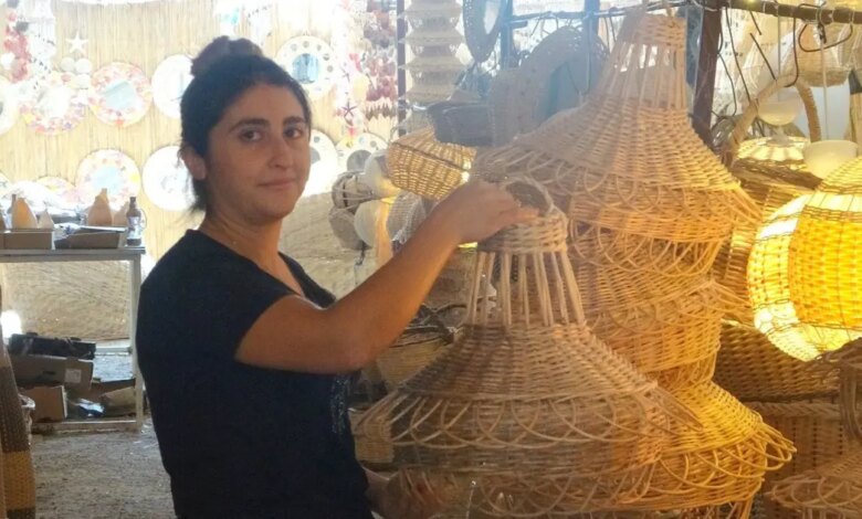 Dede Mirası Mesleğini Yaşatan Zanaatkar Geleceğe Taşıyor Dede Mirası Mesleğini Yaşatan Zanaatkar Geleceğe Taşıyor