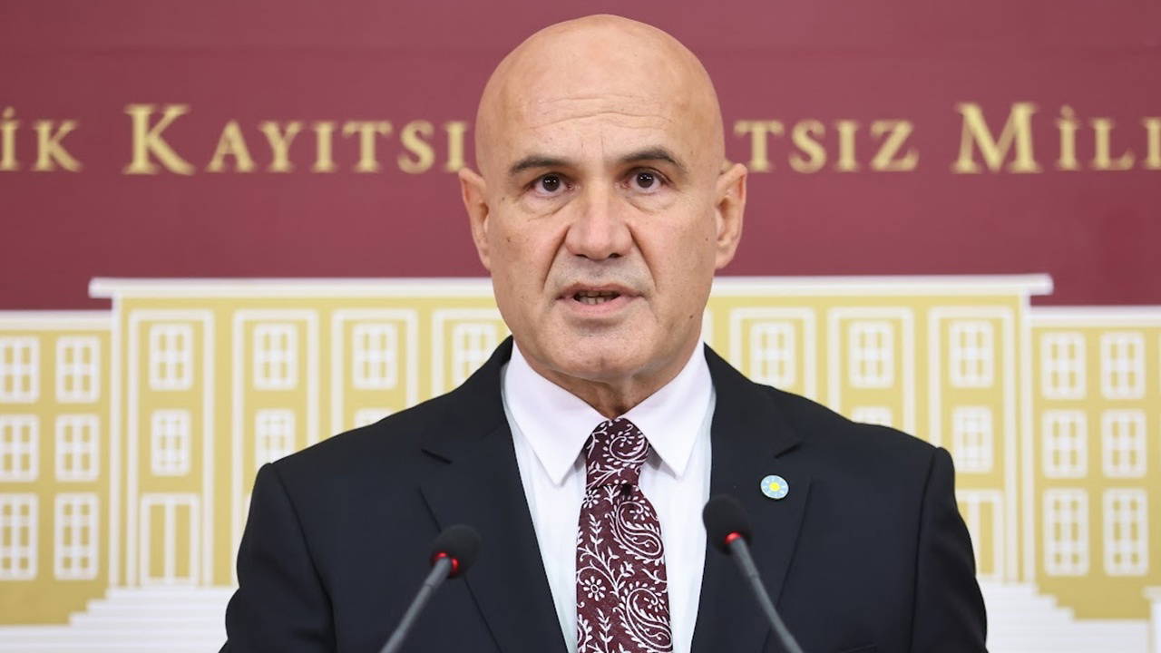 İYİ Partili Çömez’den PKK İddiası: 9 Bin Teröristin Affı İYİ Partili Çömez’den PKK İddiası: 9 Bin Teröristin Affı