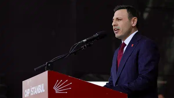 CHP, TRT Önünde Duruşma Yayınlanmasını Talep Etti CHP, TRT Önünde Duruşma Yayınlanmasını Talep Etti