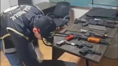 Bahçelievler’de suç örgütlerine yönelik operasyon: 8 kişi Bahçelievler’de suç örgütlerine yönelik operasyon: 8 kişi