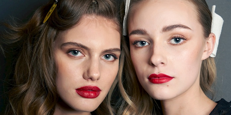 Sonbaharın Çarpıcı Dudak Görünümleri Sonbaharın Çarpıcı Dudak Görünümleri