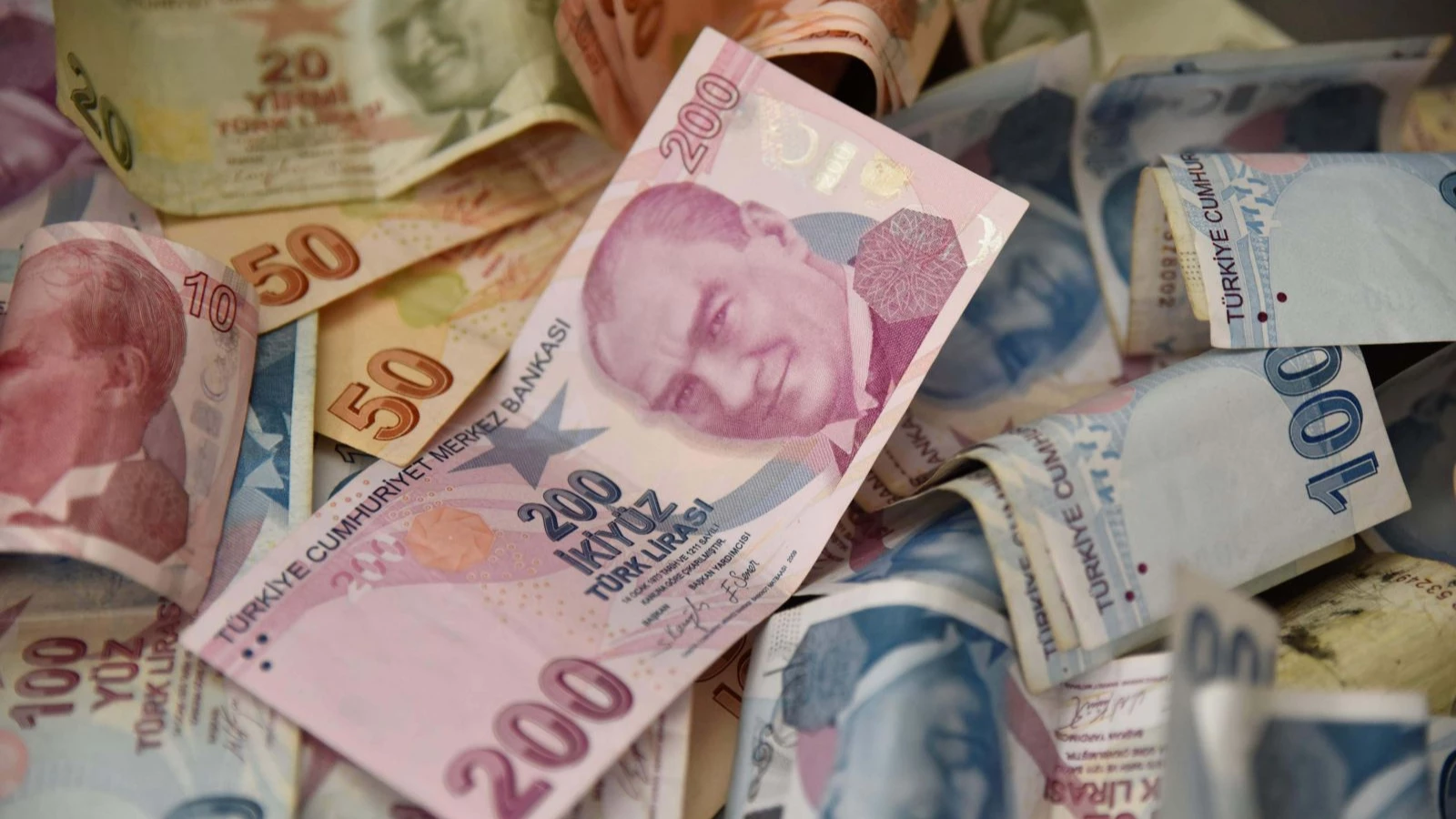 Evde bakım yardımı ödemeleri hak sahiplerine başladı